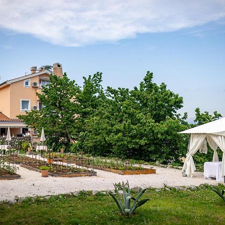 Villa Nada Ловран Экстерьер фото