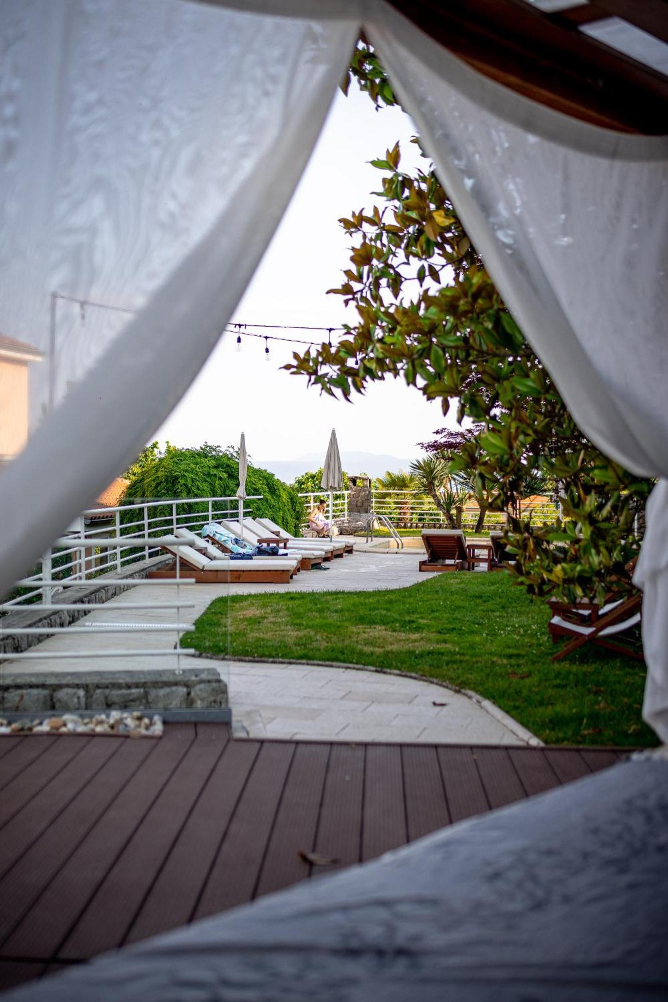 Villa Nada Ловран Экстерьер фото